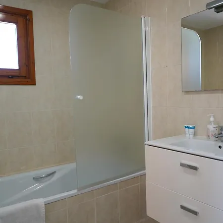 Superb Near Sandy Villa