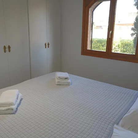 Superb Near Sandy Villa Sant Pere Pescador