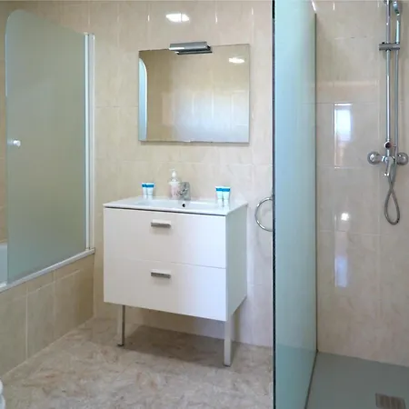 Superb Near Sandy Villa Sant Pere Pescador