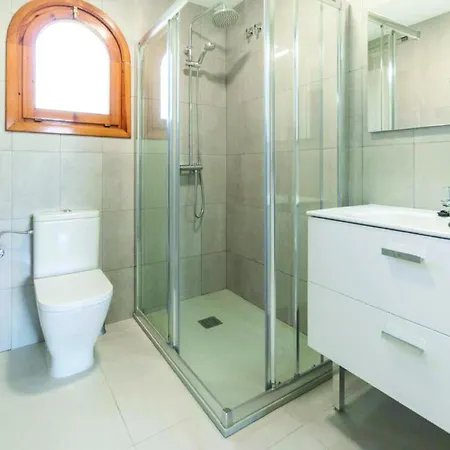 Villa Superb Near Sandy *