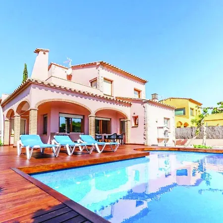 Villa Superb Near Sandy Sant Pere Pescador