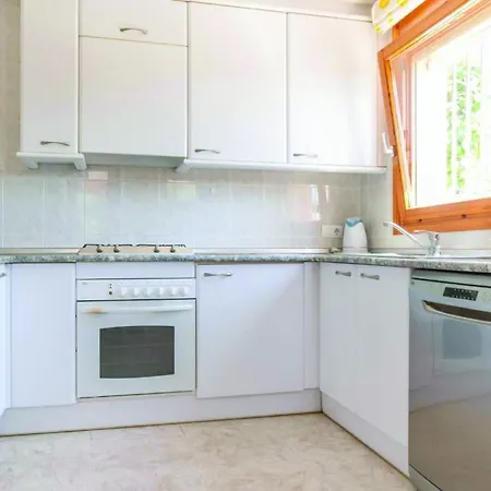Superb Near Sandy Villa *